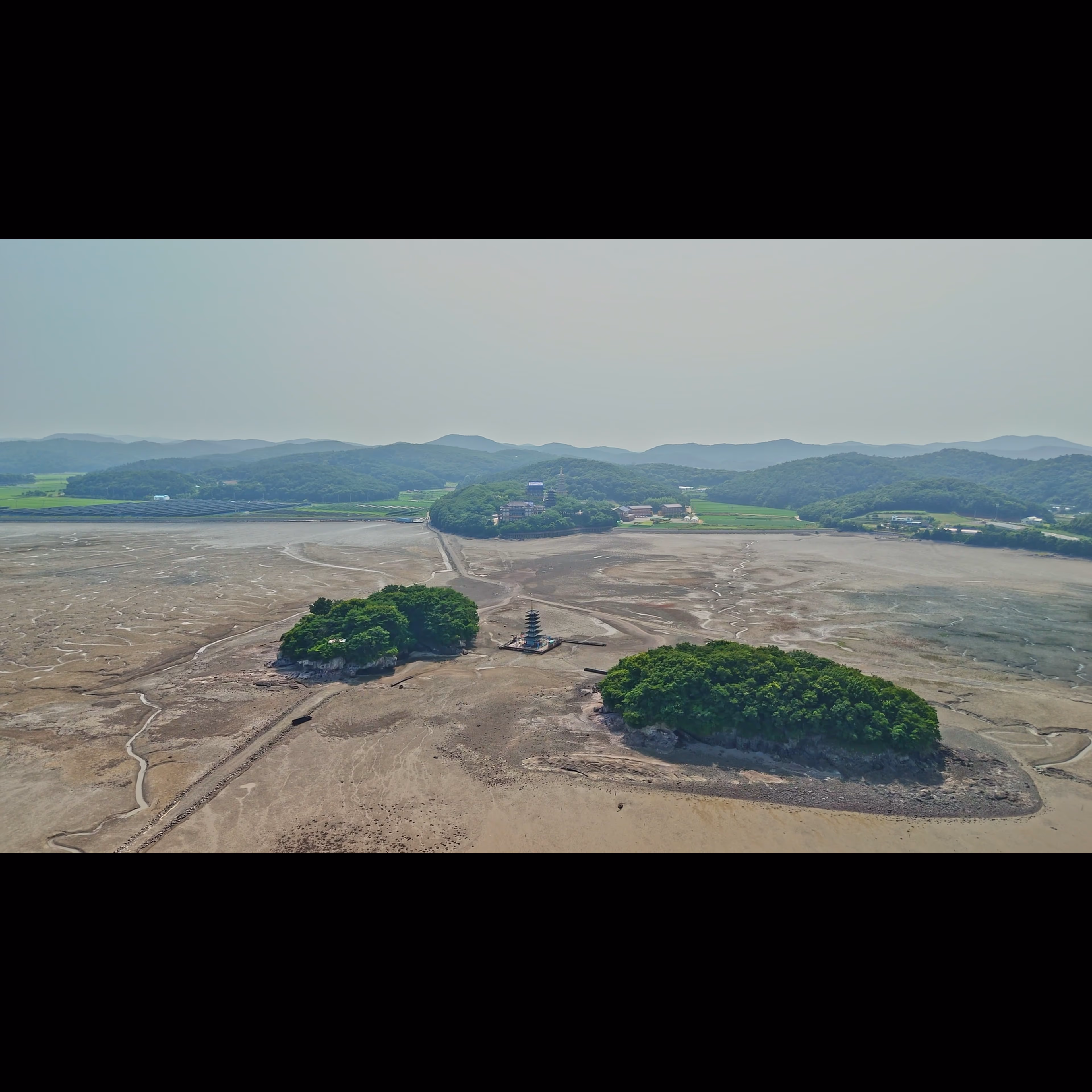[드론촬영] 충청남도 태안군 안면도 안면암 자연 풍경 이미지