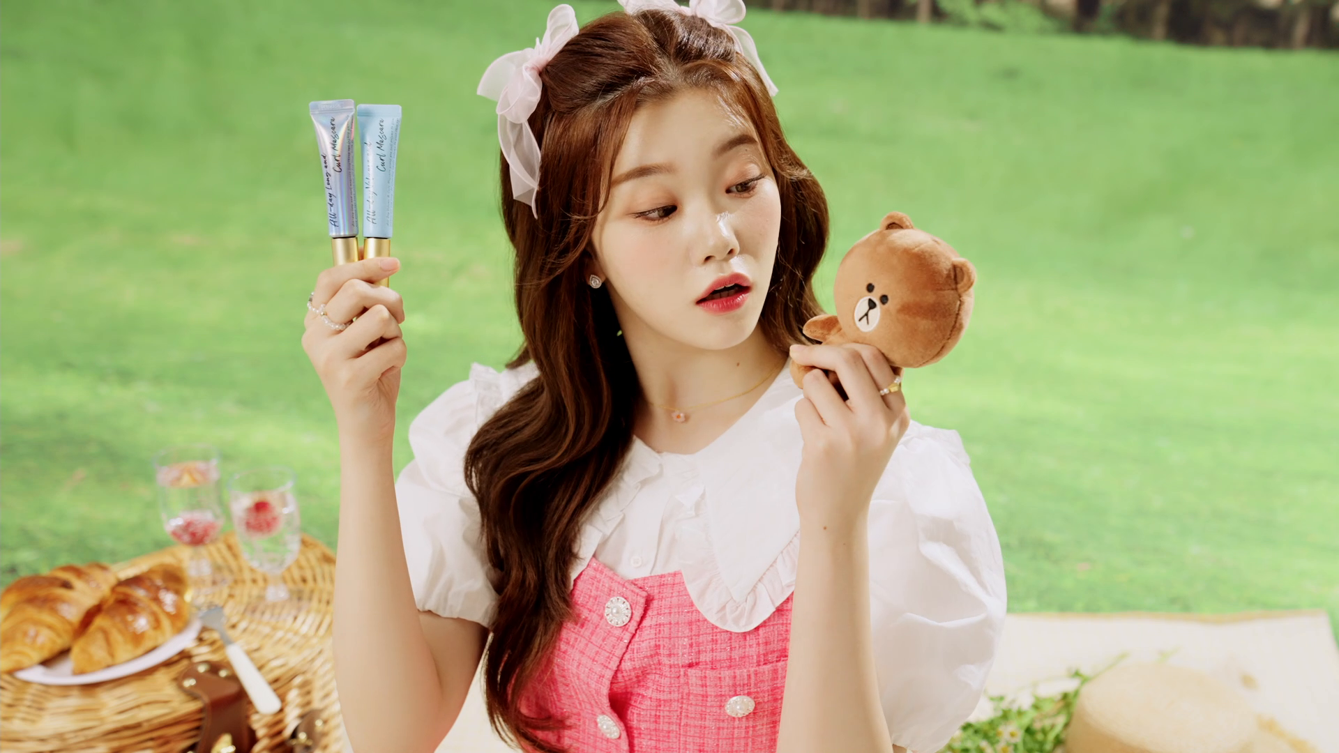 Milk Touch X Line 브랜드 필름 이미지